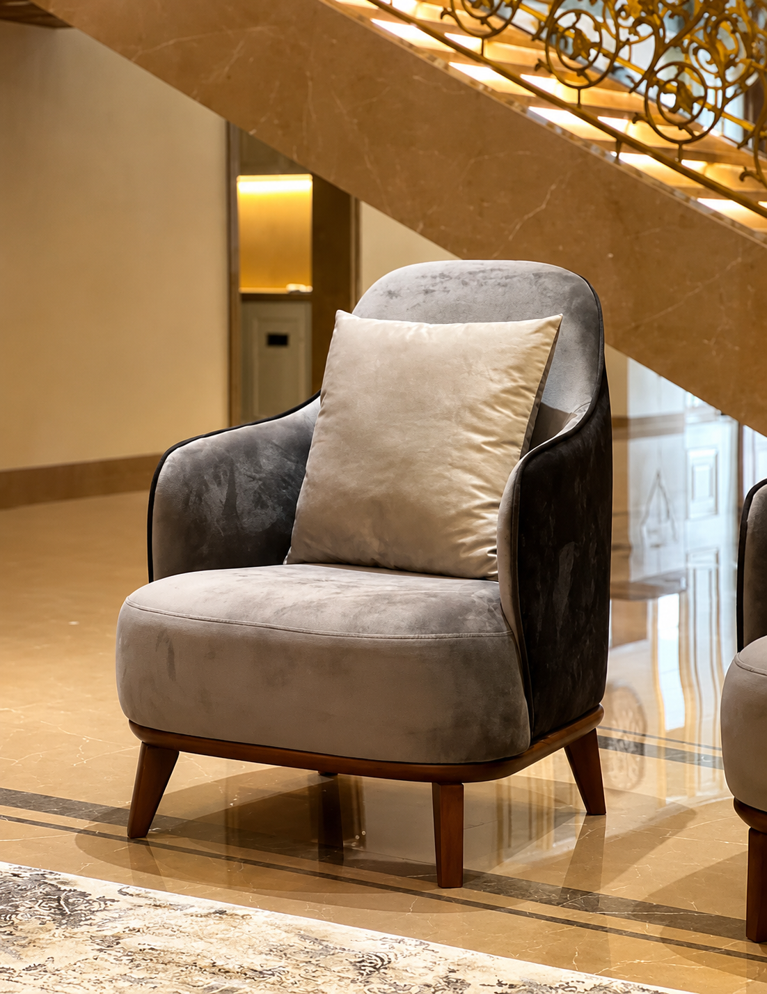 Accent Chairs
